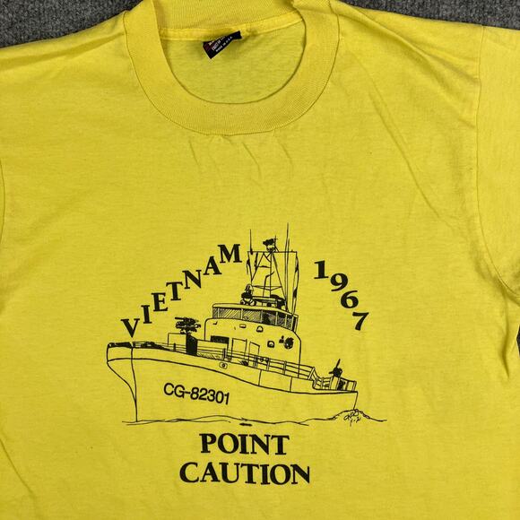 Fruit of the Loom T-Shirt Mens Size M Yellow Vietnam 1967 Point Caution USCG - Picture 1 of 10